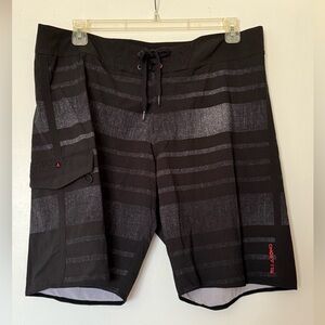 Billabong Men’s Board Short Black/Gray